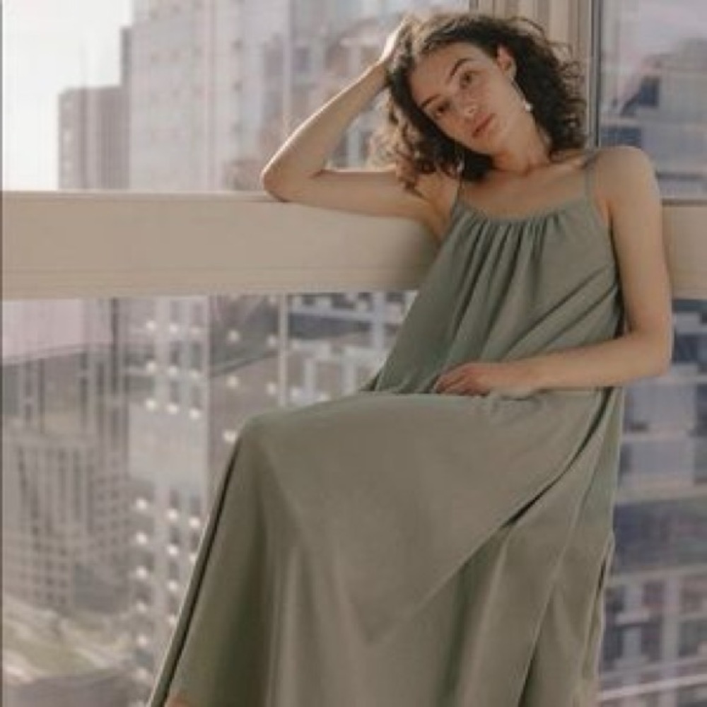 Zara TRF Flowy Maxi Dress Women's Small
